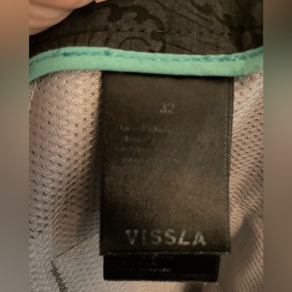 Visla hybrid walking shorts for men 32 - Picture 2 of 6